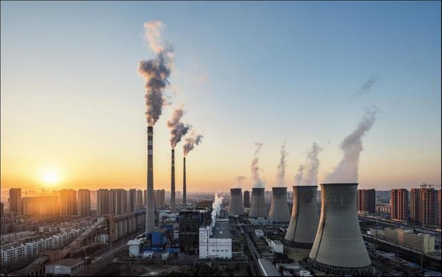 爭(zhēng)議容量電價(jià)：煤電吃上“低?！保珓e想過(guò)“小康”生活