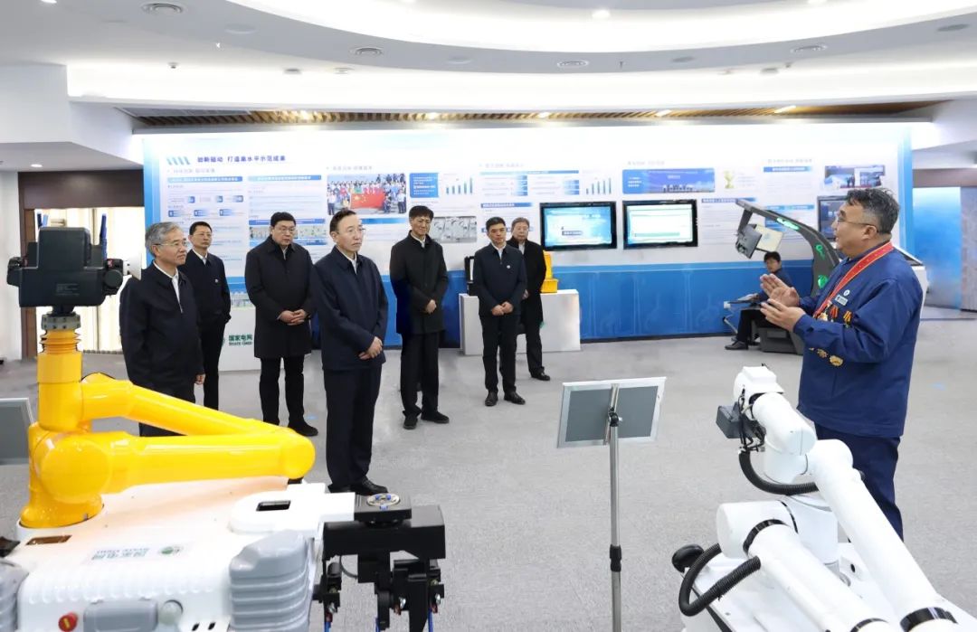 辛保安赴國網(wǎng)天津電力、國網(wǎng)客服中心調(diào)研