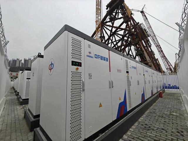 工商業(yè)儲能百團大戰(zhàn)：超300家公司擠入場，3年或將走完光伏5年路