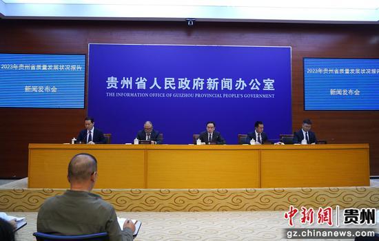 貴州:強(qiáng)力推進(jìn)新能源動力電池及材料研發(fā)生產(chǎn)基地建設(shè)