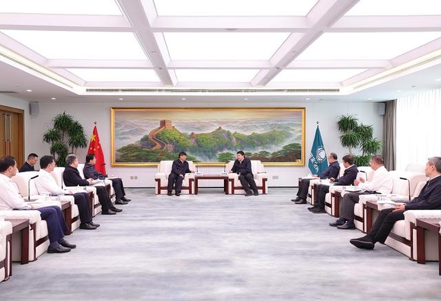 國家電網董事長、黨組書記張智剛董事長與三峽集團董事長劉偉平、總經理韓君會談