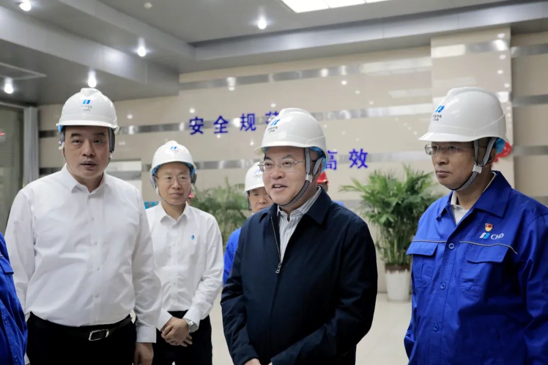 華電集團(tuán)黨組副書(shū)記、總經(jīng)理葉向東到新疆公司調(diào)研