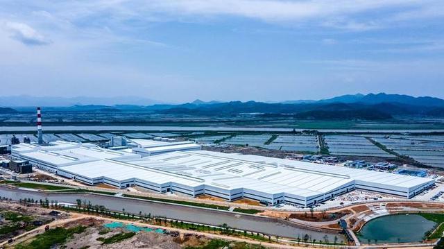 儲能“狂飆”，浙江這個小縣憑什么在萬億賽道里翻盤?