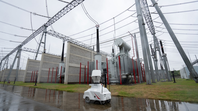 無(wú)人機(jī)+機(jī)器人一鍵防汛巡視，上海電網(wǎng)迎峰度夏