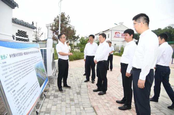 中國電氣裝備黨委書記、董事長李洪鳳赴陜西省麟游縣調(diào)研定點幫扶工作