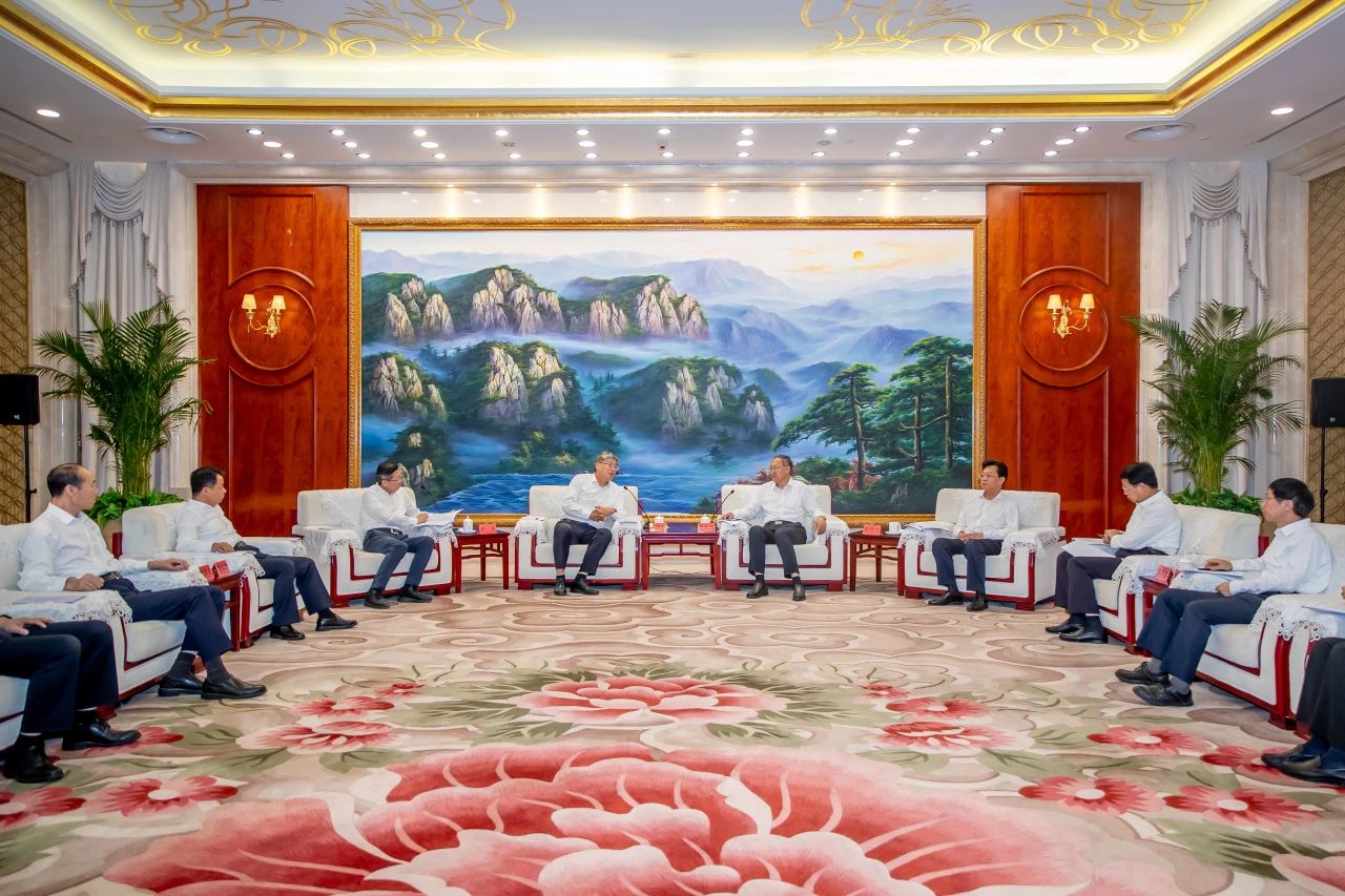 國家能源集團董事長劉國躍、總經(jīng)理余兵拜會寧夏回族自治區(qū)主要領(lǐng)導(dǎo)