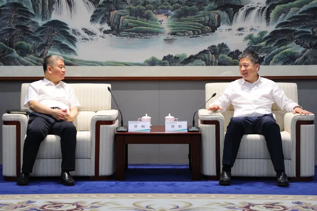 中國(guó)電氣裝備黨委副書(shū)記、總經(jīng)理周群會(huì)見(jiàn)日照市委常委、常務(wù)副市長(zhǎng)賈剛