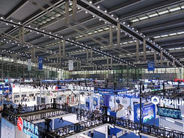 數(shù)能經(jīng)濟(jì)“藍(lán)?！睗摿薮?國(guó)際數(shù)字能源展這些熱點(diǎn)引關(guān)注