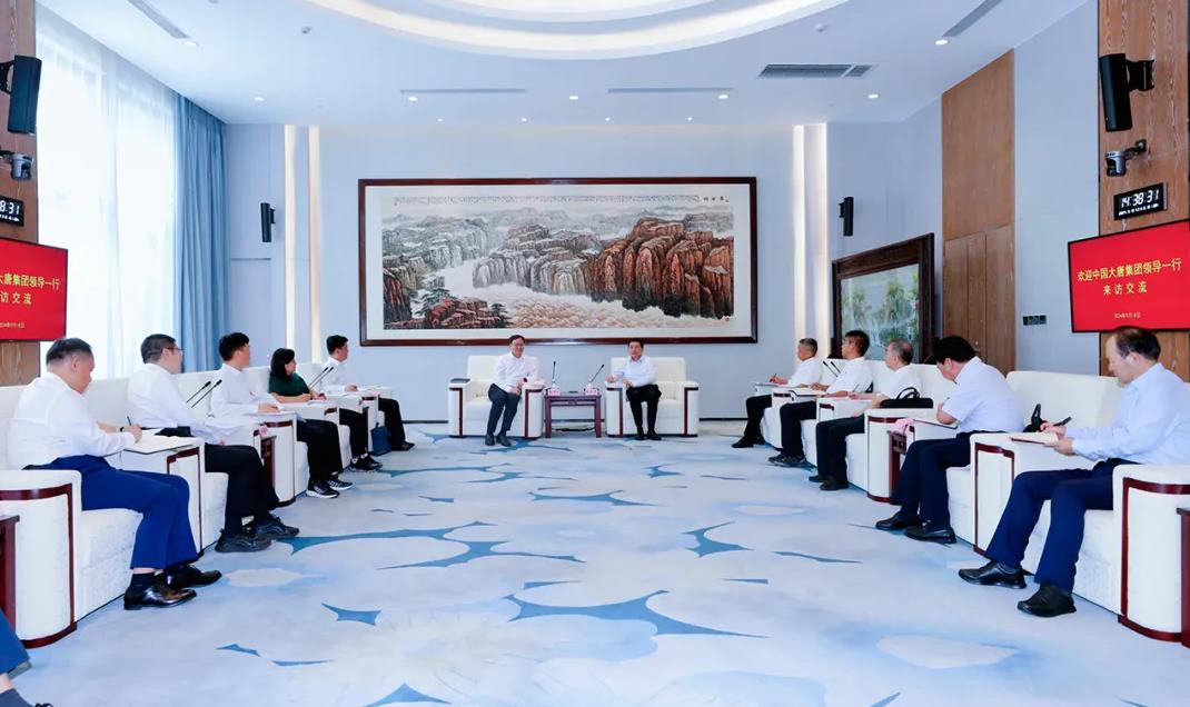 大唐集團黨組副書記、總經(jīng)理張傳江與陜煤集團黨委書記、董事長張文琪會談