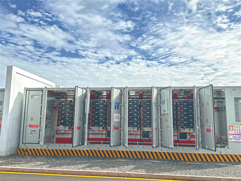 巔峰蓄能 探訪全球海拔最高、規(guī)模最大高壓直掛儲能電站