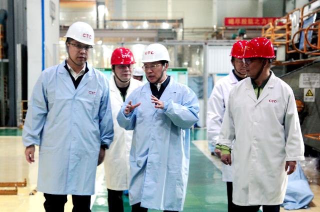 中國電氣裝備黨委書記、董事長李洪鳳赴浙江盛達、恒馳電氣、西電常變、常州東智調(diào)研