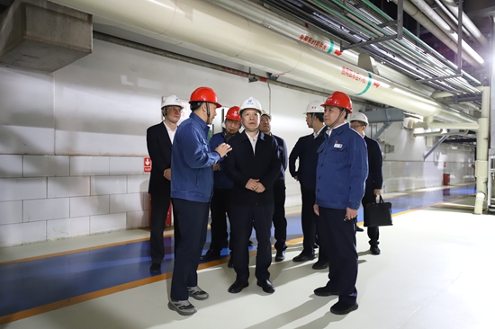 華能集團總經(jīng)理張文峰到華能青島港務(wù)、青島熱電調(diào)研