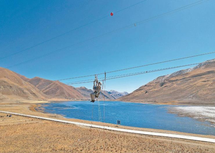 4450米!世界海拔最高的輸電線(xiàn)路帶電作業(yè)在西藏實(shí)施