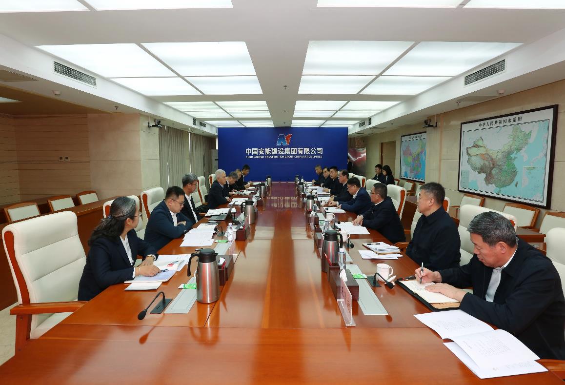 中國安能集團(tuán)黨委書記、董事長陳奕輝與中國一重集團(tuán)黨委書記、董事長徐鵬舉行工作會談