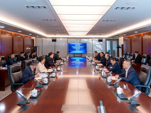 華電集團副總經(jīng)理吳敬凱會見中國電建黨委常委、副總經(jīng)理徐鵬程