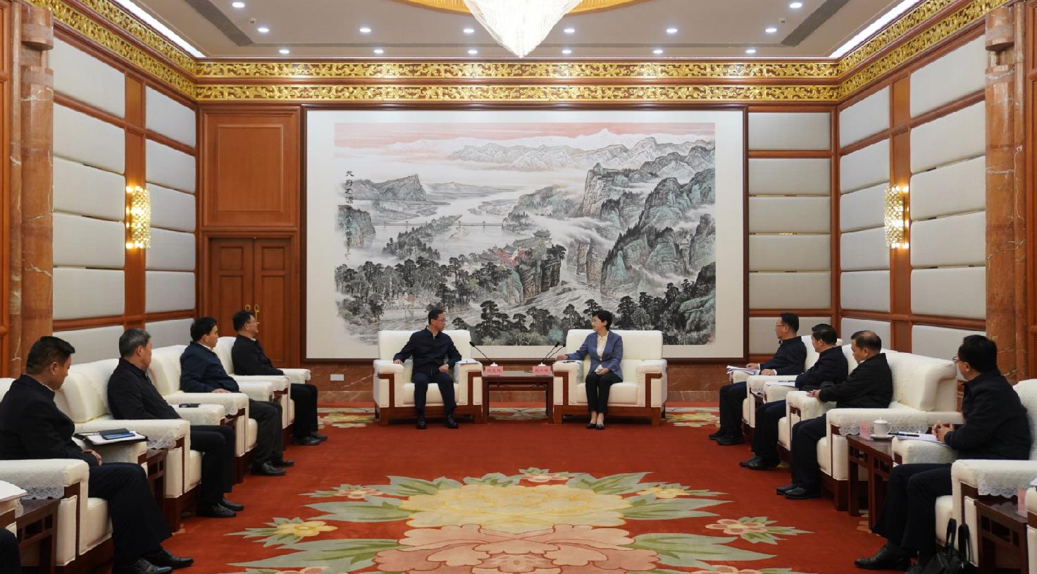 中國安能集團(tuán)黨委書記、董事長陳奕輝拜會四川省委副書記、省長施小琳