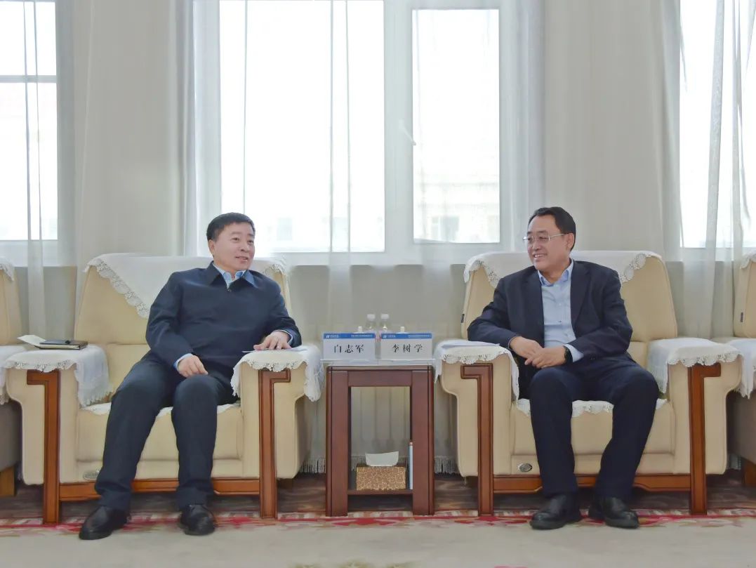 華能蒙東公司總經(jīng)理、黨委副書記李樹學(xué)會見扎蘭屯市委書記白志軍