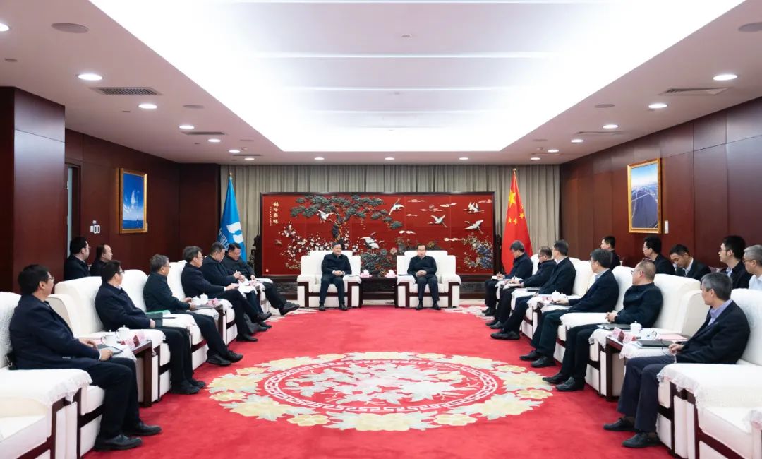 華電集團黨組書記、董事長江毅會見東方電氣黨組書記、董事長俞培根