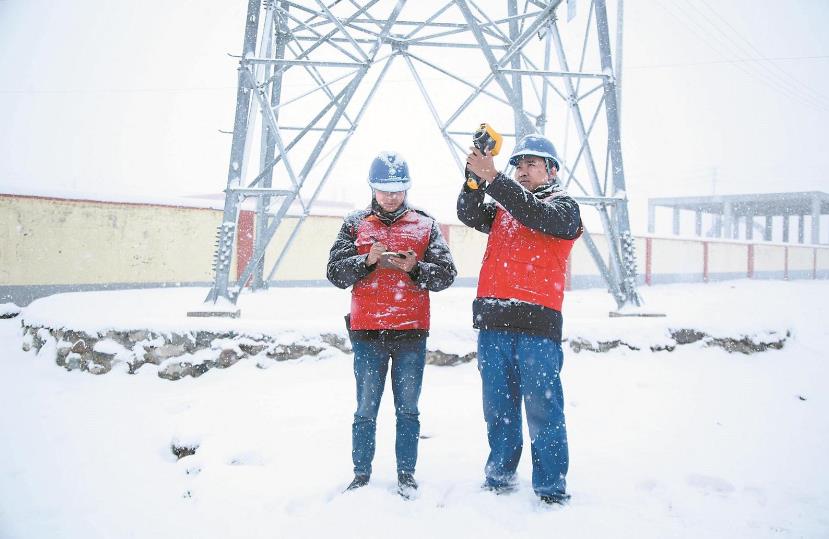 國網青海電力排查覆冰隱患做好應急響應準備