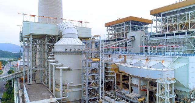 深圳首個(gè)CCUS項(xiàng)目:點(diǎn)“碳”成金!火電廠里的“捕碳高手”