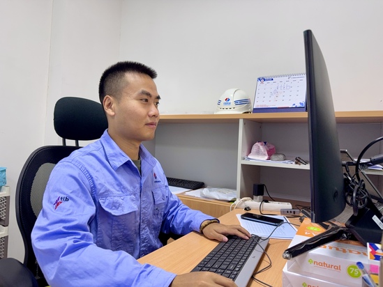 【新春走基層】春節(jié)堅(jiān)守，點(diǎn)亮異國(guó)的奉獻(xiàn)之光