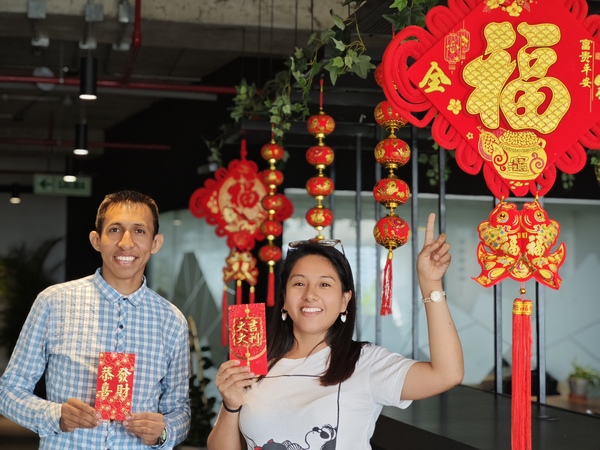 【新春走基層】濃濃年味暖人心，海外職工共迎春