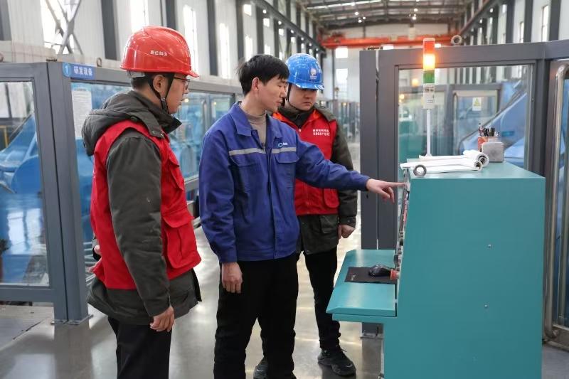 國網(wǎng)新安縣供電公司唱好服務曲，助企開好局