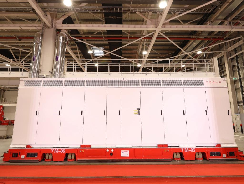 拿下全球電池儲能系統(tǒng)市場份額第一后，馬斯克再度來中國解產能之困