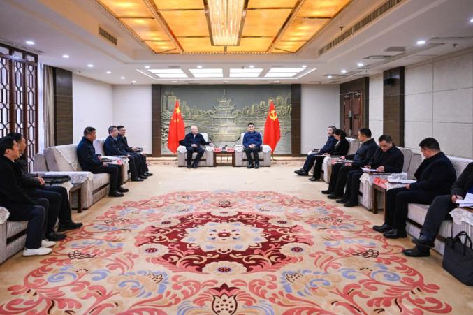 貴陽(yáng)市領(lǐng)導(dǎo)會(huì)見(jiàn)中國(guó)節(jié)能環(huán)保集團(tuán)有限公司黨委常委、總會(huì)計(jì)師朱慶鋒一行