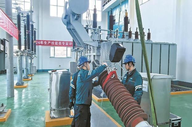 山西晉城供電研制組合器具，變壓器高壓套管吊裝無(wú)須登高