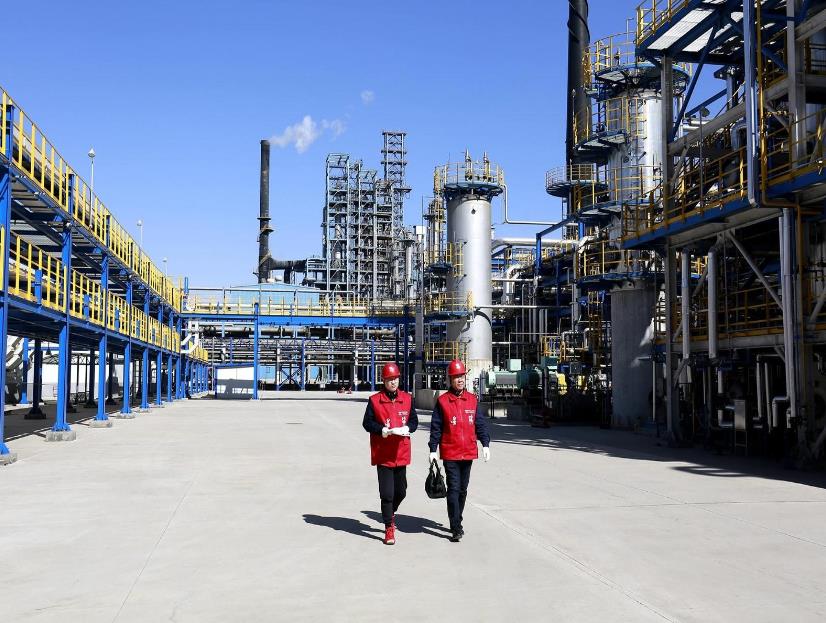 國網(wǎng)錦州供電公司黨委聚焦工業(yè)園區(qū)多樣化 服務助產(chǎn)業(yè)轉(zhuǎn)型升級