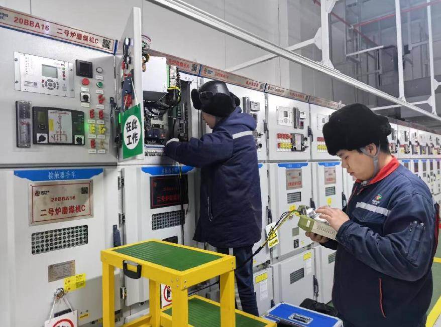 凝心聚力 共筑安全基石 白音華坑口發(fā)電繼電保護(hù)班組C級檢修紀(jì)實
