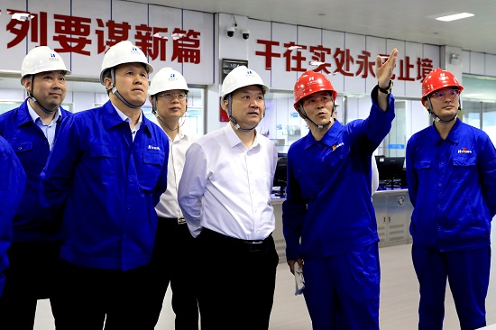 中國華能集團(tuán)董事長溫樞剛到鶴崗電廠、伊春熱電督導(dǎo)調(diào)研生態(tài)環(huán)保及安全生產(chǎn)工作