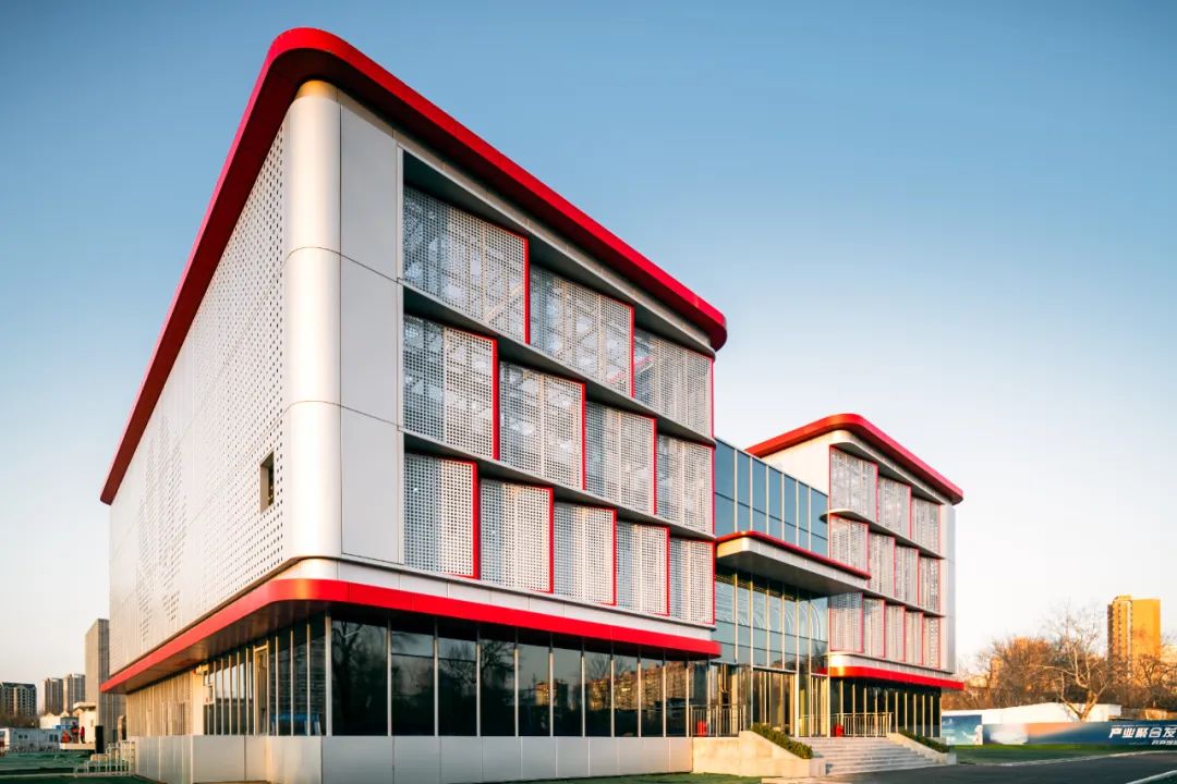 天津智算中心：打造AI算力高地，探索數(shù)字經(jīng)濟(jì)的“津門模式”