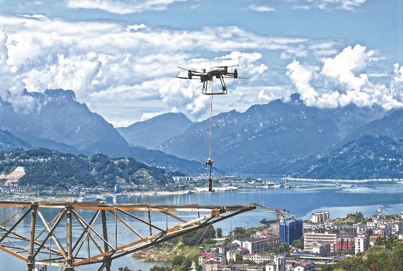 國網(wǎng)湖北超高壓公司應(yīng)用無人機搭載X光技術(shù)開展線路探傷檢測