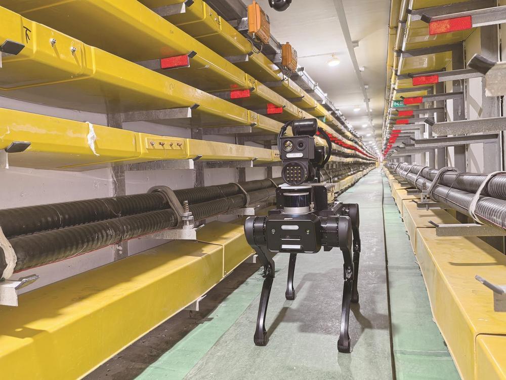 冀北地區(qū)電纜隧道內首次應用四足式機器人開展智能化、無人化巡檢